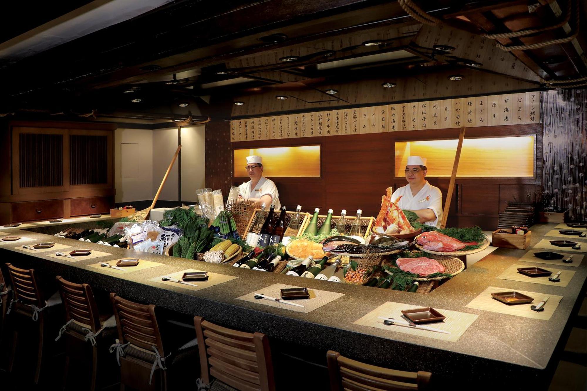 Harbour Grand Kowloon Hotel Hong Kong Exterior foto Sushi bar