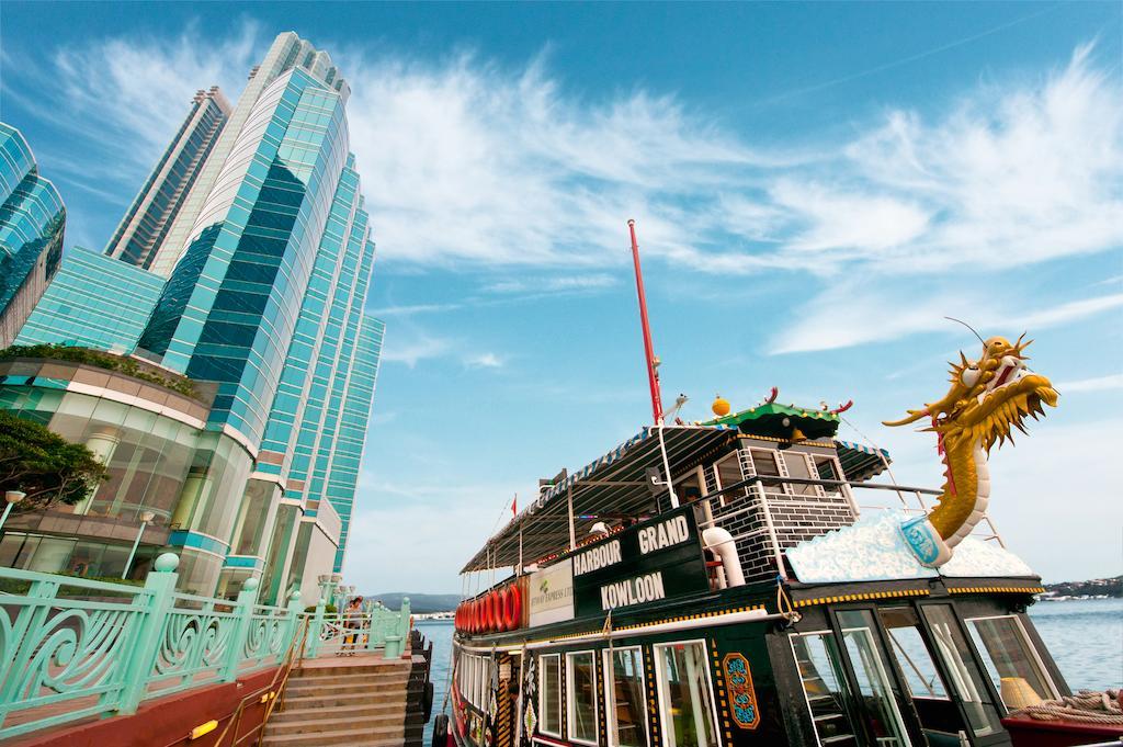 Harbour Grand Kowloon Hotel Hong Kong Exterior foto The Star Cruise terminal at the Star Cruise Center