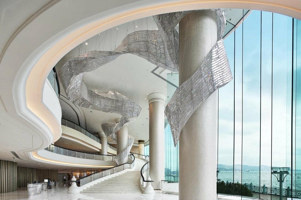 Harbour Grand Kowloon Hotel Hong Kong Exterior foto The lobby of the Ritz-Carlton, Hong Kong